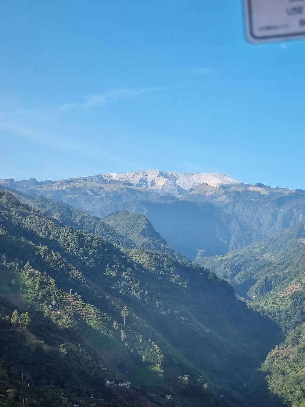 Montañas del Parque Nacional Natural Los Nevados